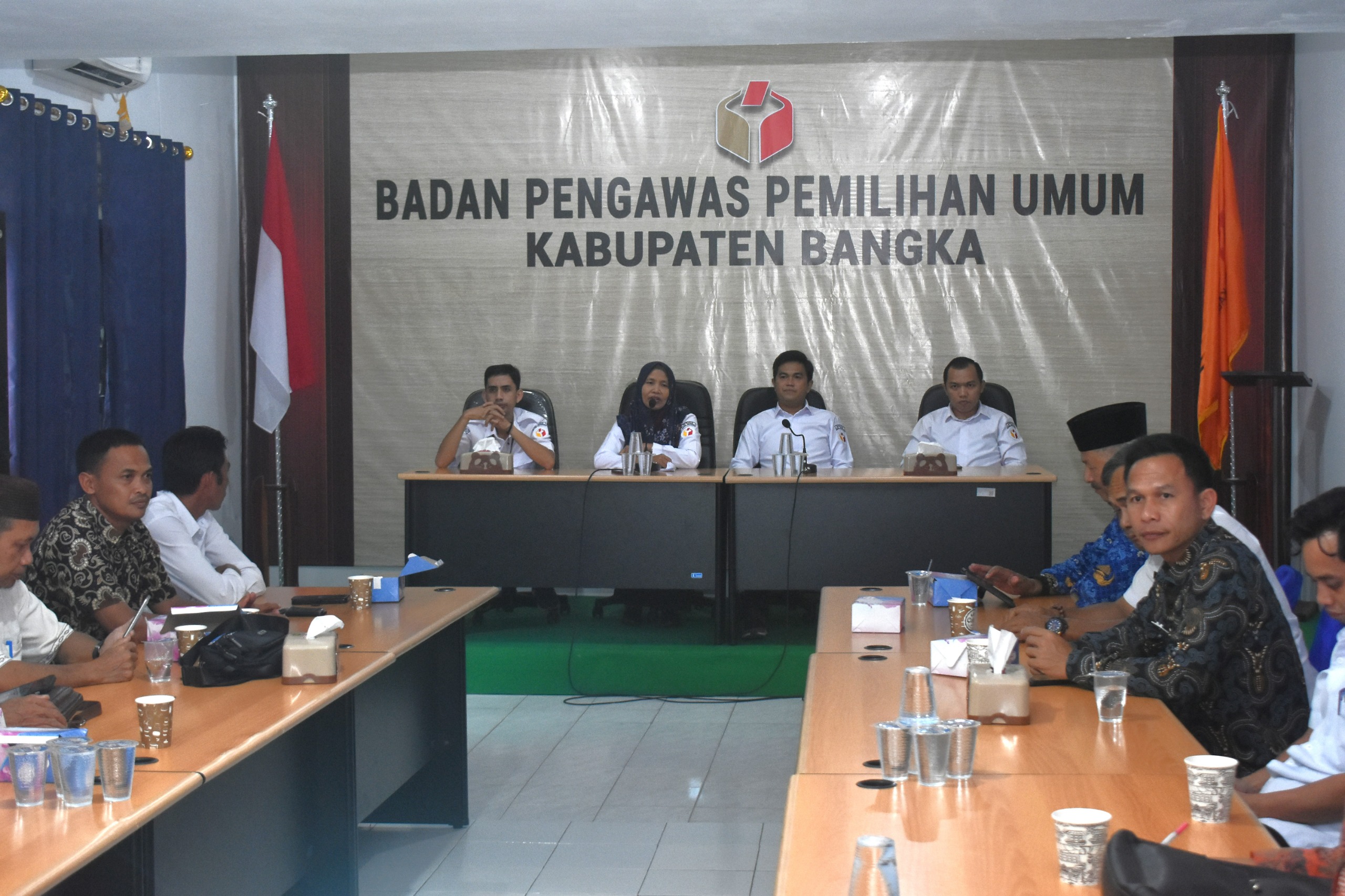 Rapat Sosialisasi PTPS Pemilu 2024 di Sekretariat Bawaslu Kabupaten Bangka