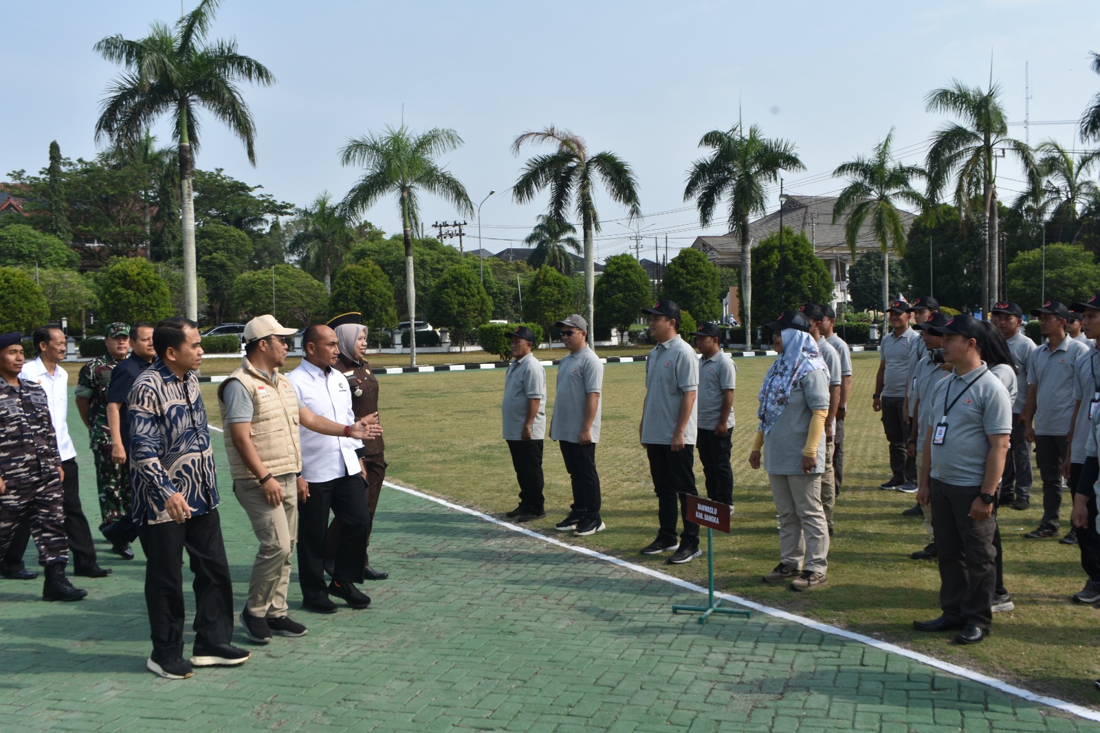 Pemeriksaan Kesiapan Jajaran Bawaslu saat Apel Siaga