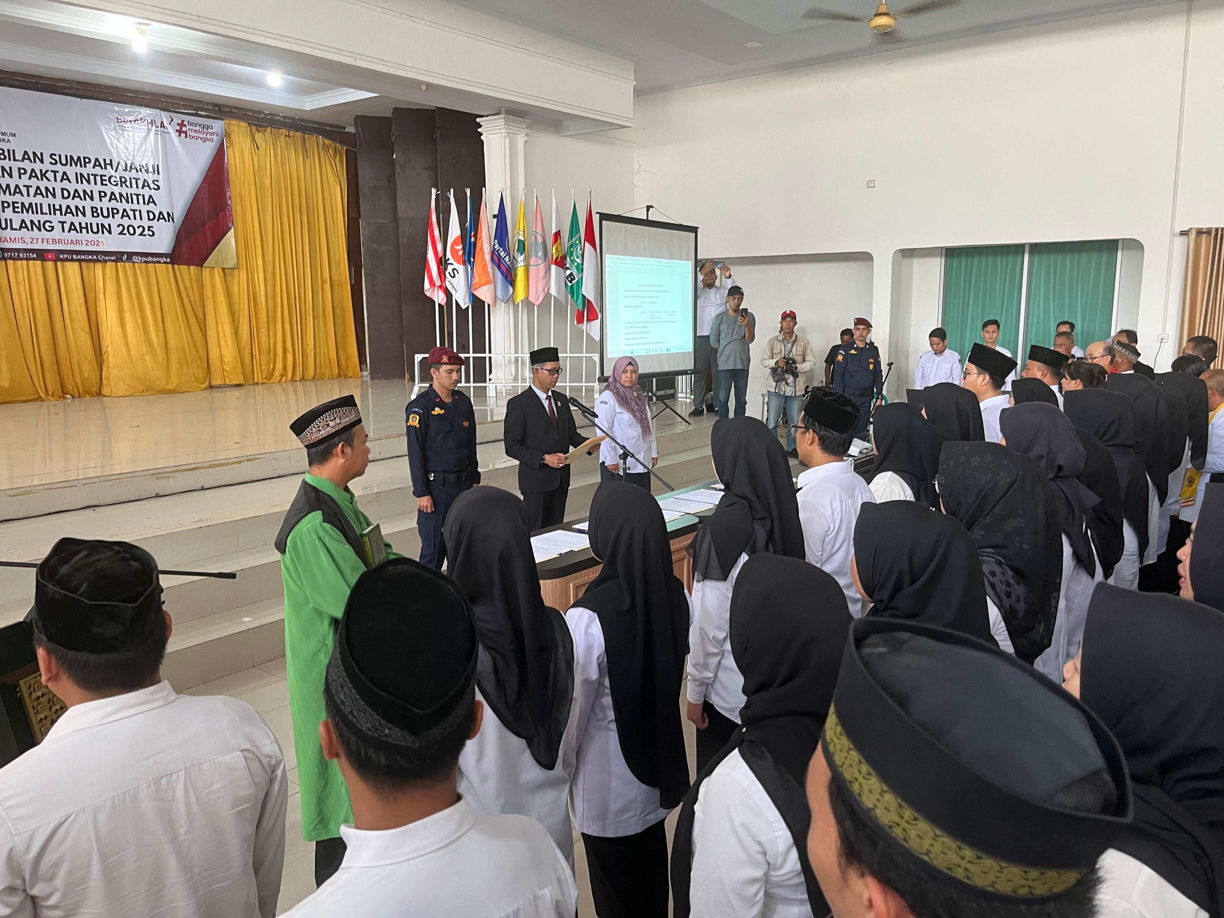 Pelantikan PPK dan PPS se-Kabupaten Bangka untuk Pemilihan Ulang Tahun 2025