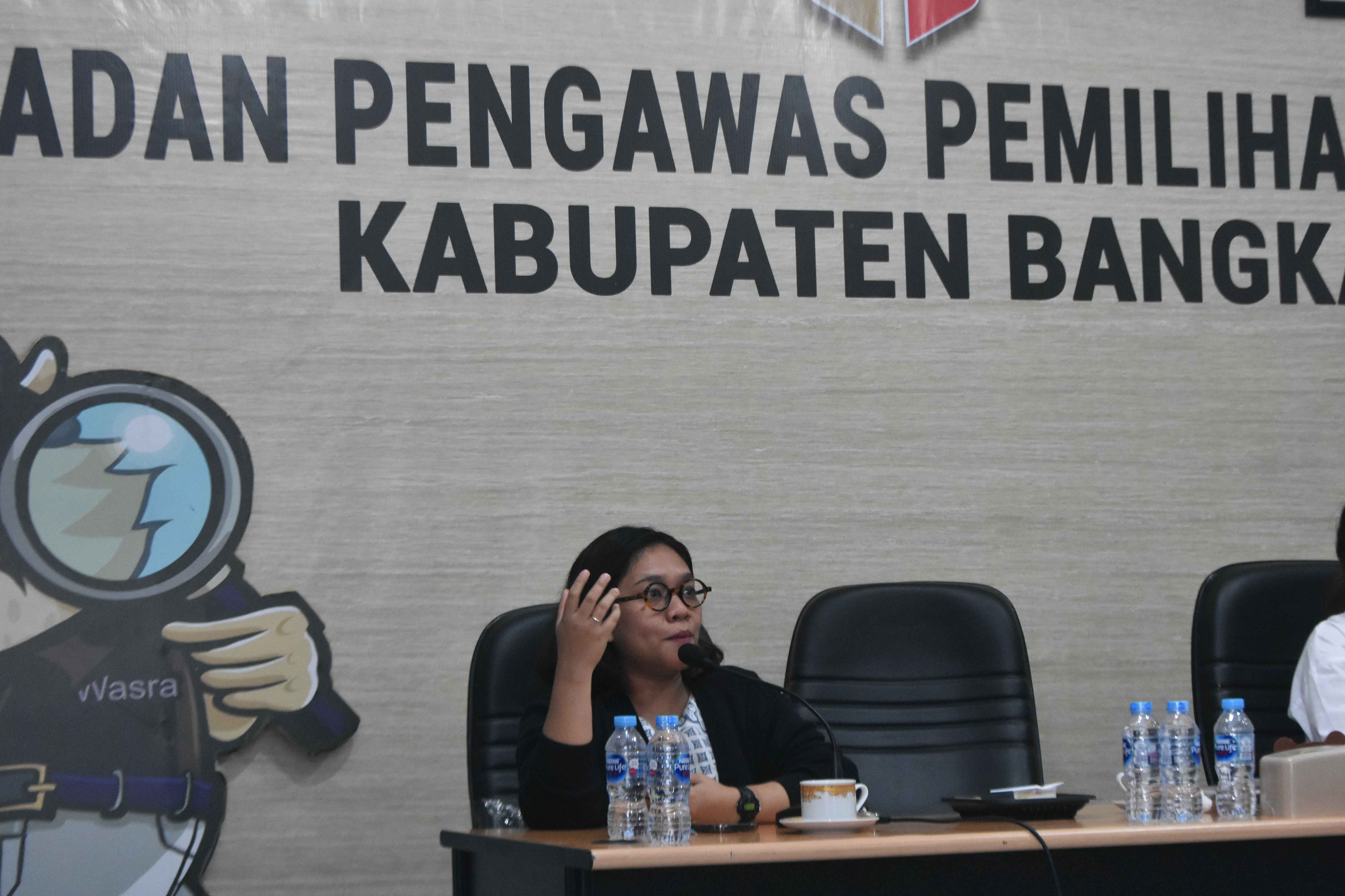 Staf Kehumasan Bawaslu Republik Indonesia, Reyn Gloria Manurung