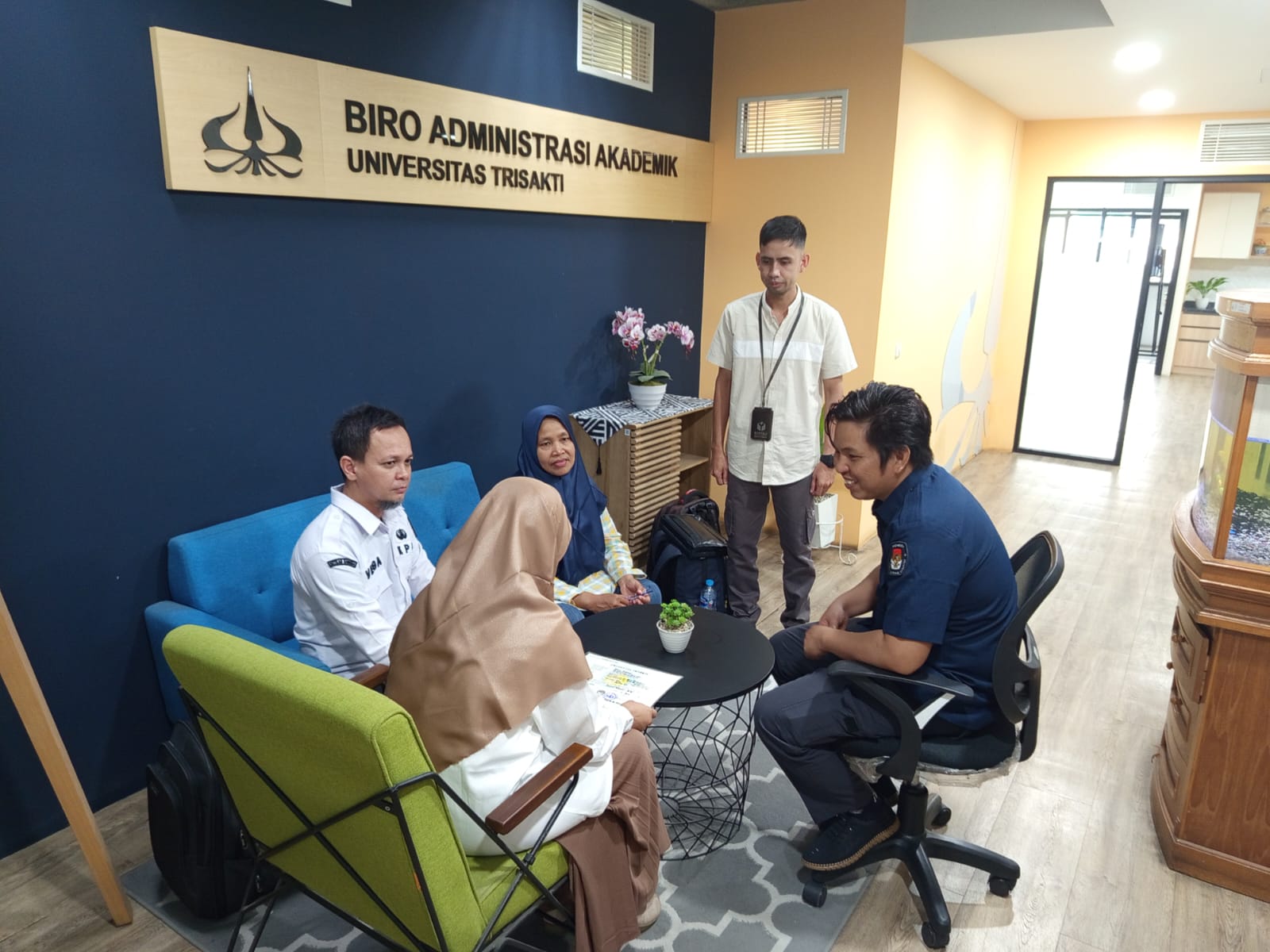 Bu Sugesti di Trisakti