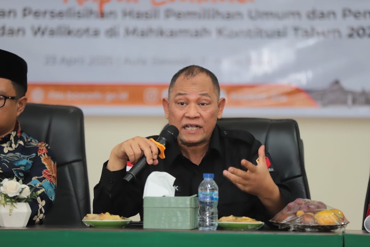 Anggota Bawaslu Totok Hariyono