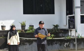 Upacara Peringatan Hari Kesaktian Pancasila Tahun 2024 yang dilaksanakan di Halaman Sekretariat Bawaslu Kabupaten Bangka pada Selasa, 1 Oktober 2024