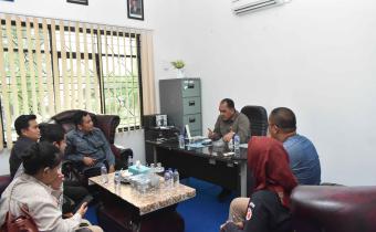 Deputi Bidang Dukungan Terknis Bawaslu RI saat di Bawaslu Bangka