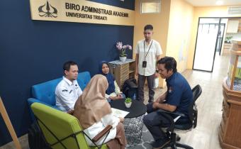 Bu Sugesti di Trisakti