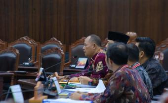 Totok Hariyono di MK